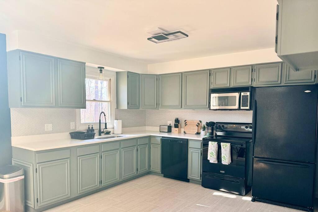 Veda Vista - Newly Renovated - Rustic Modern Villa Harpers Ferry
